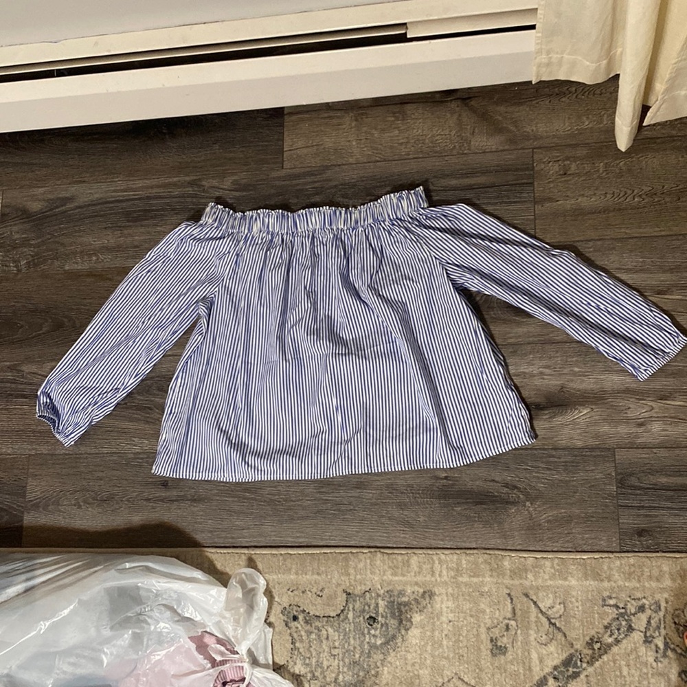 Women’s off the shoulder top
